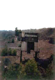 fig1.jpg (7941 bytes)